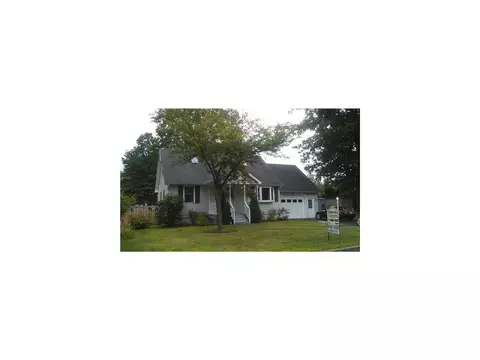 238 Oak Dr, Middlesex, NJ 08846 photo 1