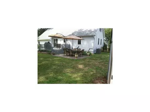 238 Oak Dr, Middlesex, NJ 08846 photo 9