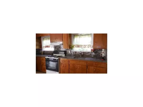 307 Walnut St, Middlesex, NJ 08846 photo 6