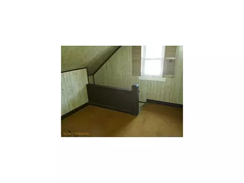 85 E William St, NJ 08863 photo 13