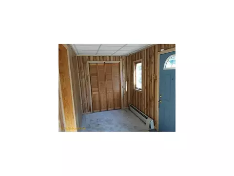85 E William St, NJ 08863 photo 5