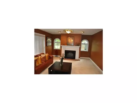 31 Smith Rd, East Franklin, NJ 08873 photo 8