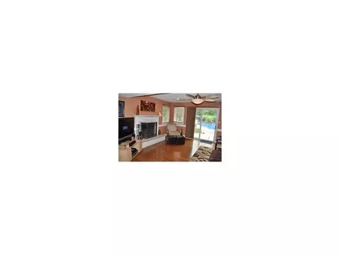 31 Smith Rd, East Franklin, NJ 08873 photo 10