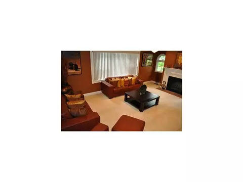 31 Smith Rd, East Franklin, NJ 08873 photo 7