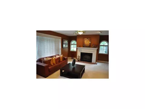 31 Smith Rd, East Franklin, NJ 08873 photo 9