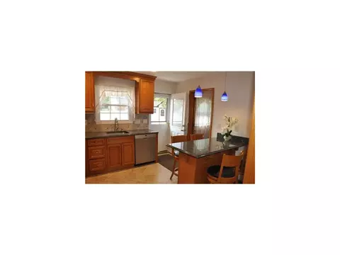 91 Thomas Pl, Edison, NJ 08837 photo 5