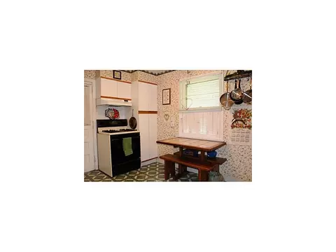 10 Edward Ave, Middlesex, NJ 08846 photo 14