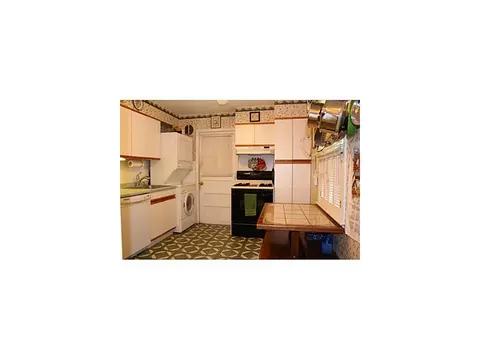 10 Edward Ave, Middlesex, NJ 08846 photo 13