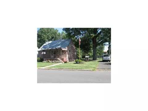 135 Old Rd, NJ 07077 photo 2