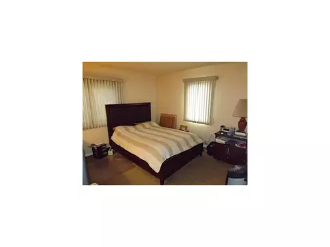 19 Pullman Loop, South Brunswick, NJ 08810 photo 17