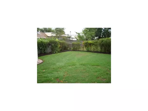 2 Colfax Rd, Edison, NJ 08817 photo 23