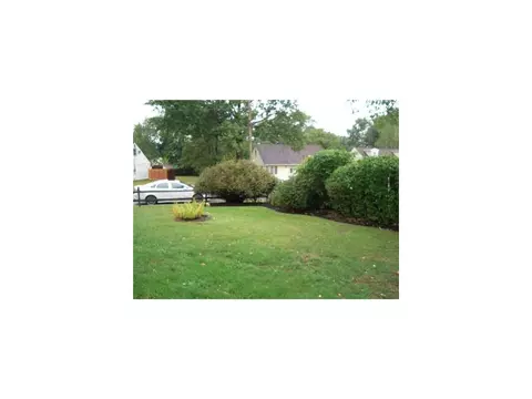 2 Colfax Rd, Edison, NJ 08817 photo 24