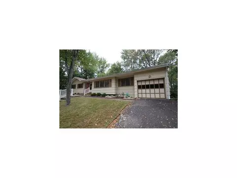 20 Timber Rd, Edison, NJ 08820 photo 2
