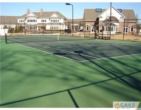 418 Breakers, East Franklin, NJ 08873 photo 23