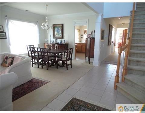 418 Breakers, East Franklin, NJ 08873 photo 6