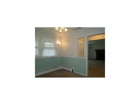 206 Cedar Ave, Middlesex, NJ 08846 photo 7