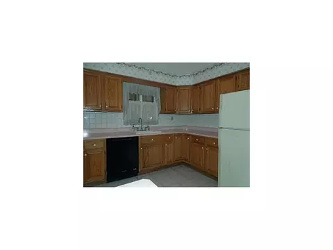 206 Cedar Ave, Middlesex, NJ 08846 photo 8