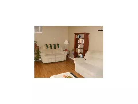 37 Foxhall # b, Middlesex, NJ 08846 photo 2