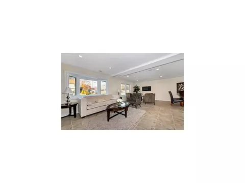 34 Markham Rd, Edison, NJ 08817 photo 5
