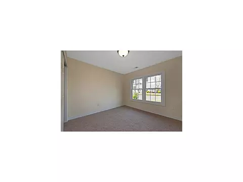 34 Markham Rd, Edison, NJ 08817 photo 14