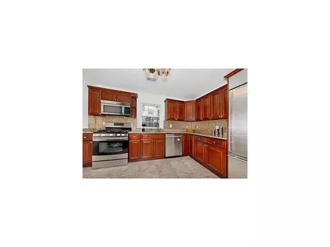 34 Markham Rd, Edison, NJ 08817 photo 10