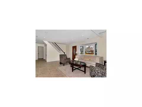 34 Markham Rd, Edison, NJ 08817 photo 6