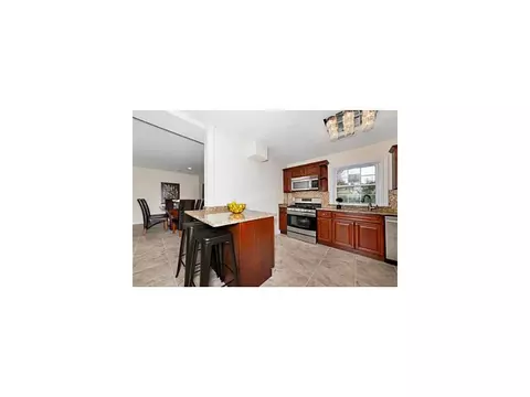 34 Markham Rd, Edison, NJ 08817 photo 9