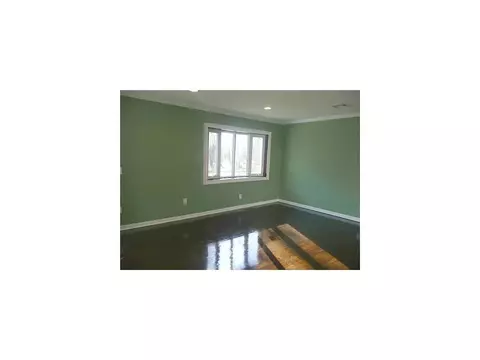 124 Cap Ln, Middlesex, NJ 08846 photo 2