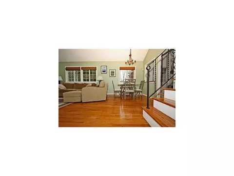511 West Ave, NJ 07077 photo 7
