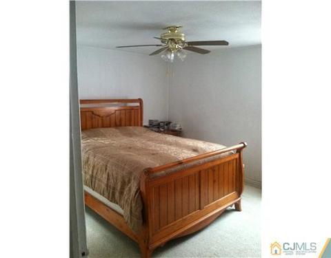 407 Fairview Ave, Dunellen, NJ 08812 photo 4