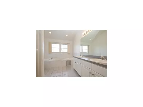 10 Cedar St, Edison, NJ 08820 photo 13