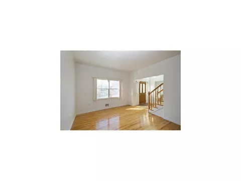 10 Cedar St, Edison, NJ 08820 photo 3
