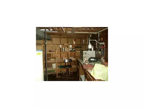 2 Kenneth Ave, NJ 08859 photo 24