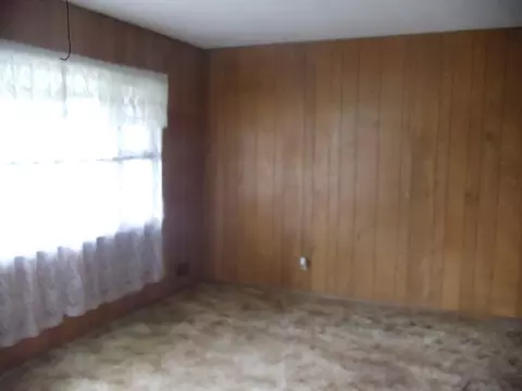 2 Kenneth Ave, NJ 08859 photo 10