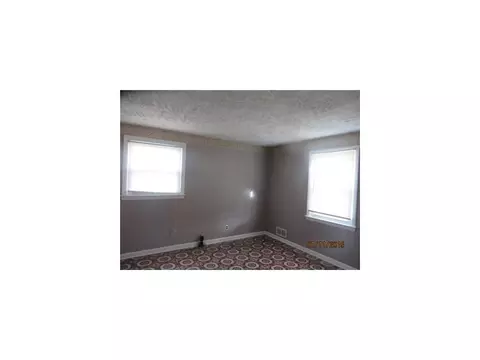 401 1st St, Middlesex, NJ 08846 photo 6