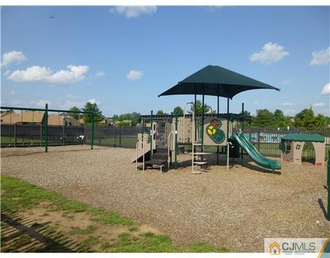 63 Westgate Dr, Edison, NJ 08820 photo 23