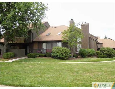 63 Westgate Dr, Edison, NJ 08820 photo 1