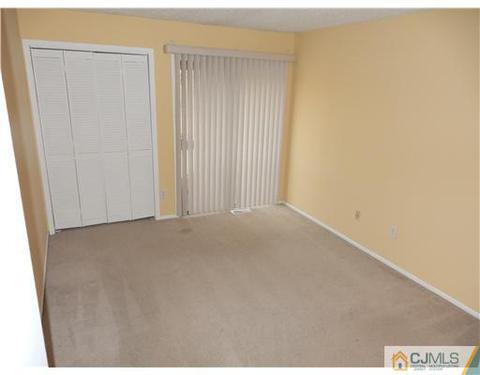 63 Westgate Dr, Edison, NJ 08820 photo 17