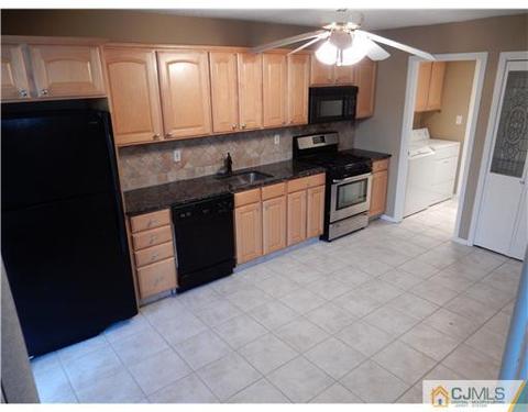 63 Westgate Dr, Edison, NJ 08820 photo 5