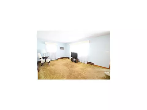 20 Elm St, Edison, NJ 08817 photo 3