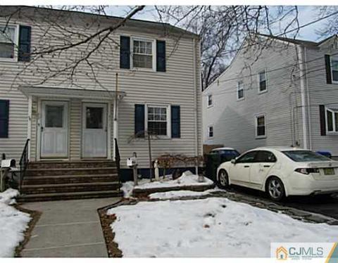 41 Macarthur Dr, Edison, NJ 08837 photo 1