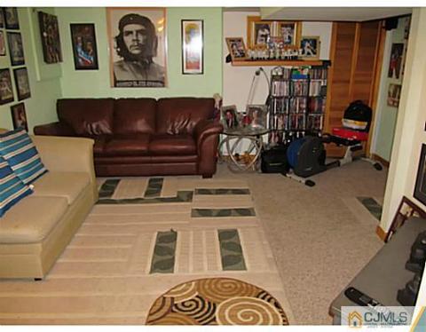 41 Macarthur Dr, Edison, NJ 08837 photo 24
