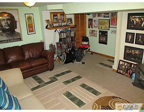 41 Macarthur Dr, Edison, NJ 08837 photo 20