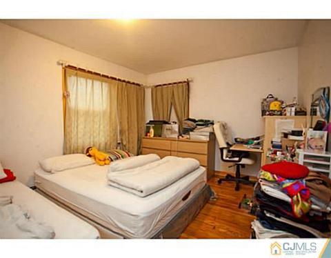 20 Cedar St, Edison, NJ 08820 photo 9