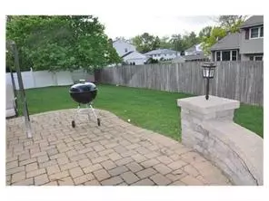35 E Calvert Ave, Edison, NJ 08820 photo 4