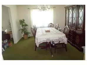 18 Bennington Dr, Edison, NJ 08820 photo 2