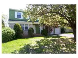 18 Bennington Dr, Edison, NJ 08820 photo 1