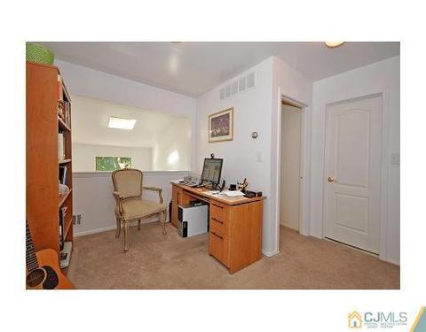 62 Laurie Ct, Matawan, NJ 07747 photo 6