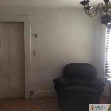918 W Front St, Plainfield, NJ 07063 photo 10