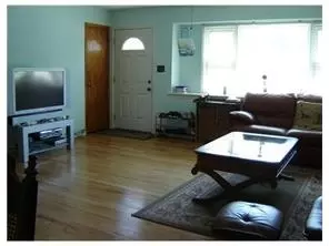 119 E Calvert Ave, Edison, NJ 08820 photo 2